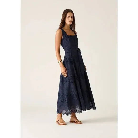 MOS The Label Mariana Embroidery Midi Dress in Navy 6 NWT Quiet Luxury Wedding - Picture 3 of 4